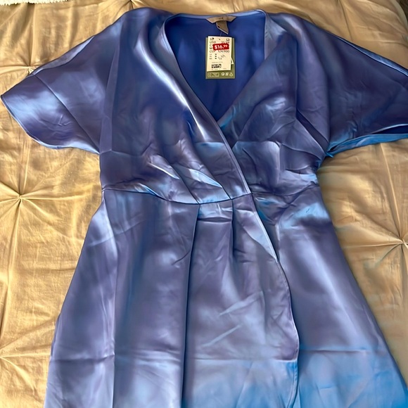 H&M Periwinkle Satin Wrap Dress - Picture 5 of 9